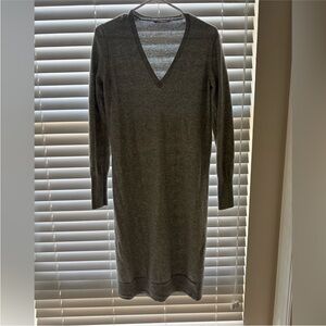 Everlane Gray V-Neck Sweater Dress
